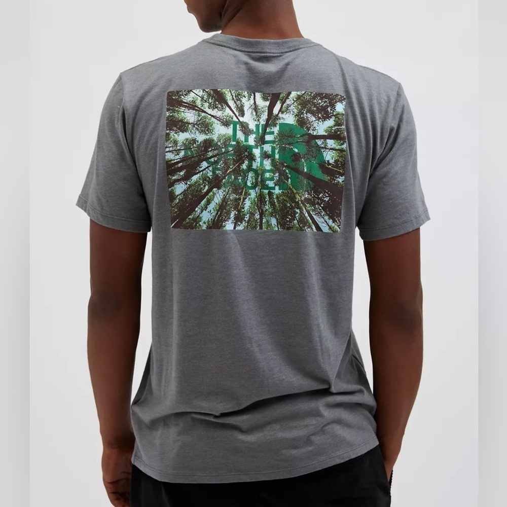 NWOT The North Face Crown Shyness Tee Size Medium